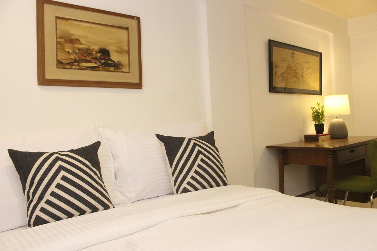 The White Bed And Breakfast Bacolod Exterior foto
