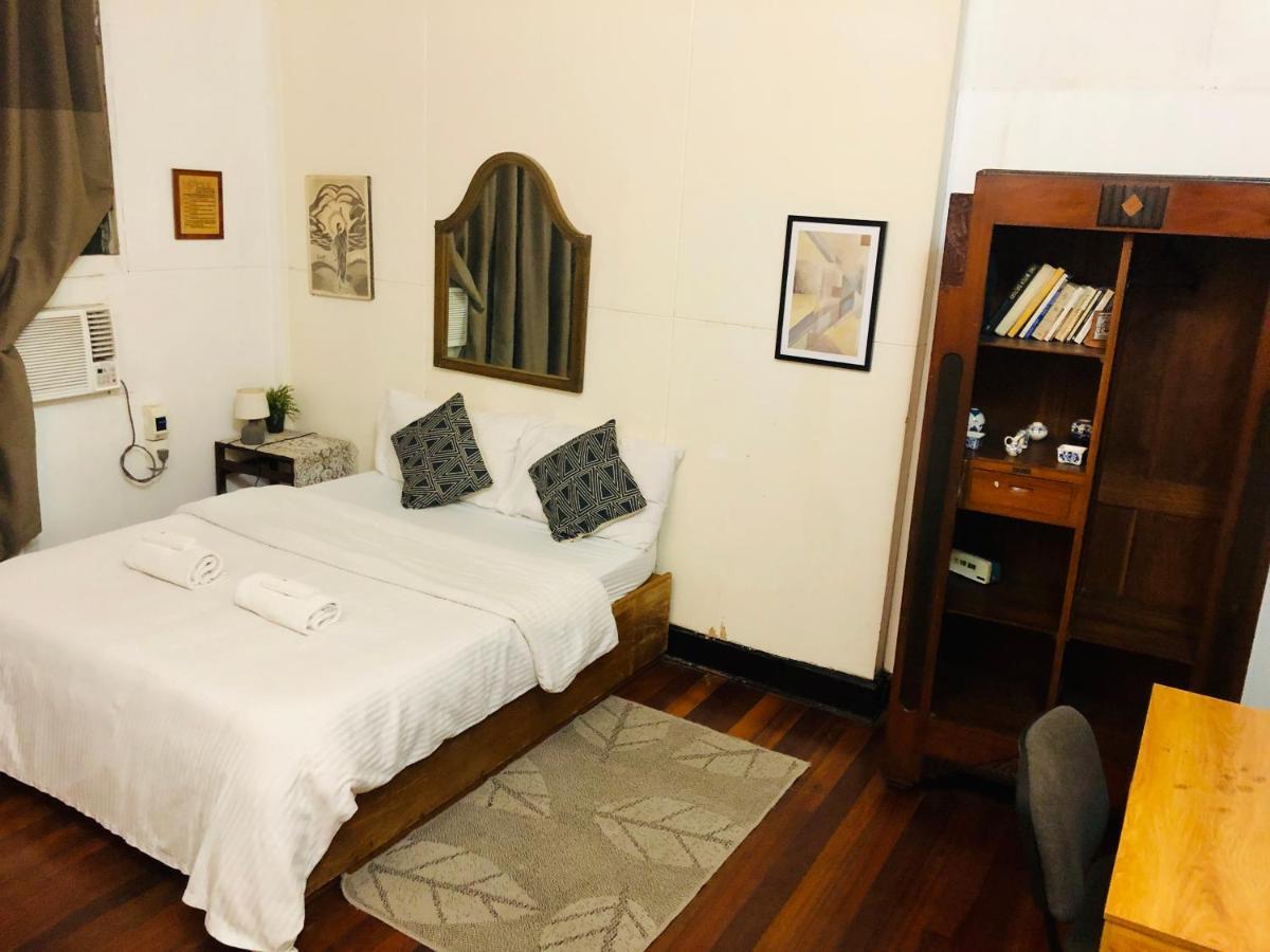The White Bed And Breakfast Bacolod Exterior foto